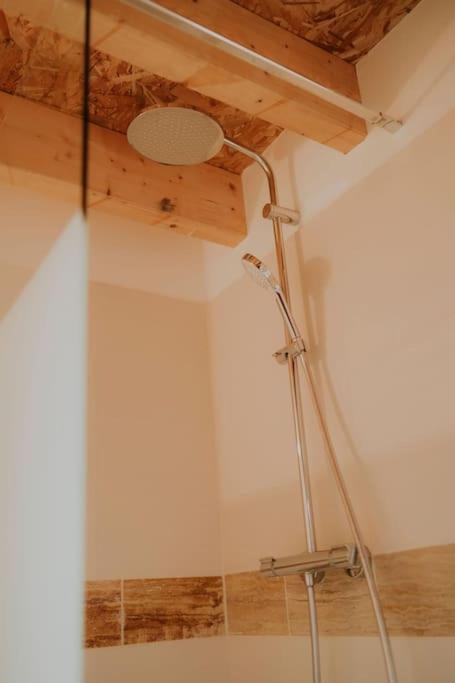 Gite Naturia - Chaumiere De Berringue Plouhinec  Ngoại thất bức ảnh